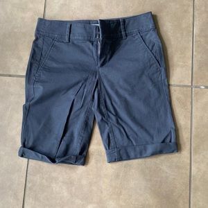Dark gray Bermuda shorts, NWT